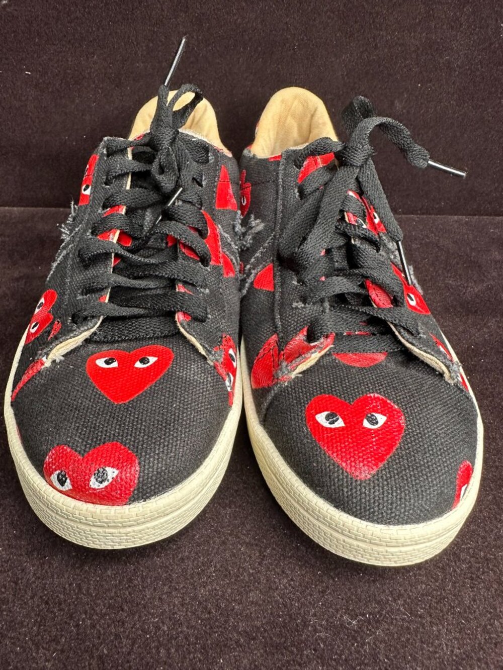 Black Comme des Garçons PLAY x Converse Pro Low (All-Over Heart Print)